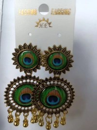 109 Oxidise Ear Ring 