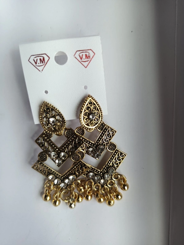 139 Ear Ring 