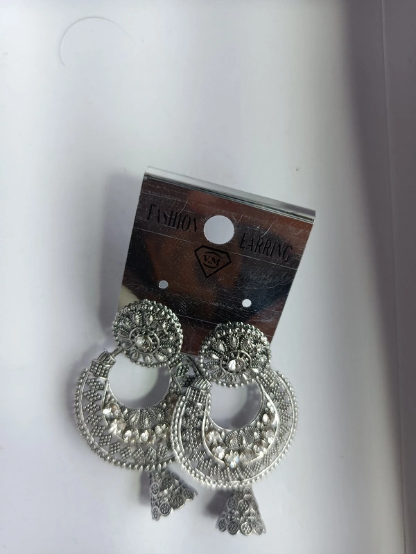 313 Oxidise Ear Ring 