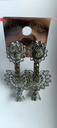 152 Oxidise Ear Ring 
