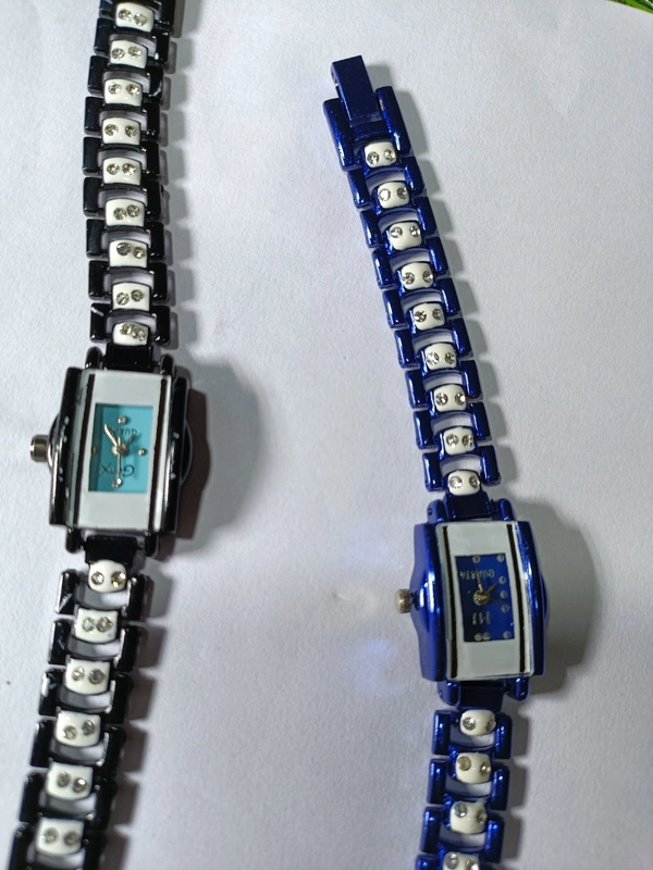 3010 Ladis Hand Watch - Black