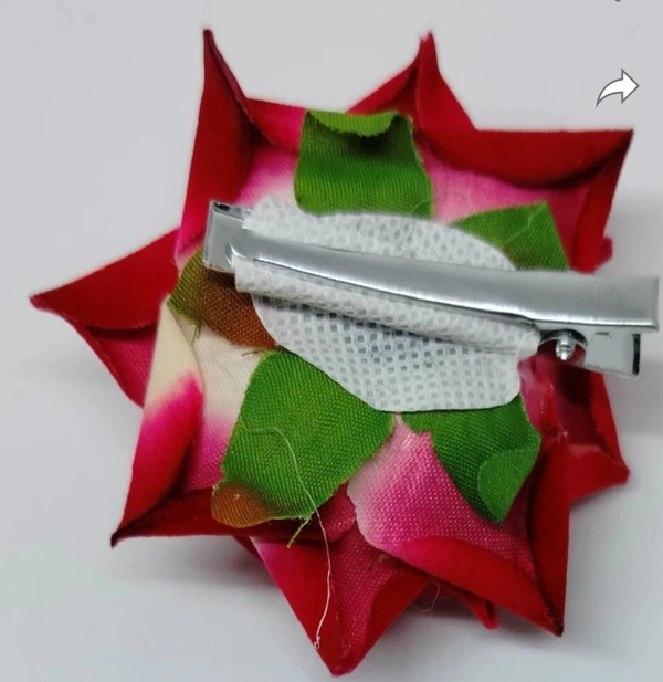 4072 Red Rose Heir Clip.