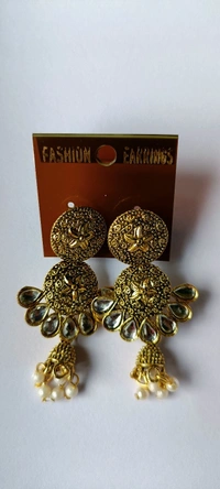 324 Ear Ring.