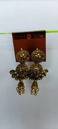 324 Ear Ring.