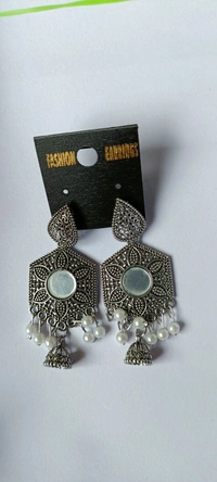 326 Ear Ring 