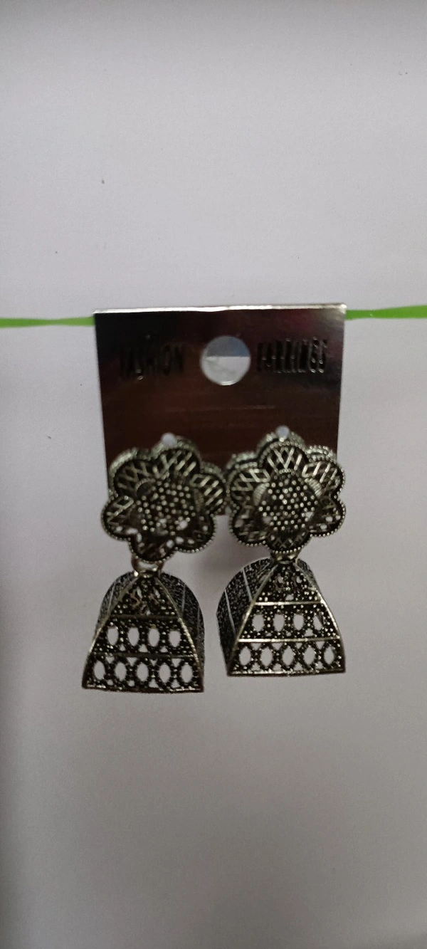 350 Oxides Jhumka.