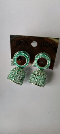 351 Jhumka.