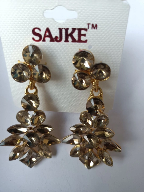 472 Korean Stone Ear Ring