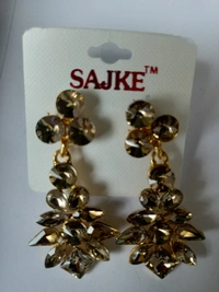 472 Korean Stone Ear Ring