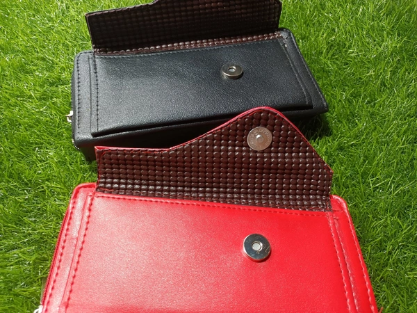 5011 Hand Purse - Black