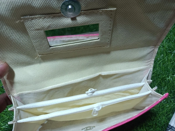 5022 Hand Purse  - Pink Flamingo