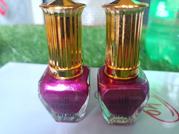 6004 HR Beauty Nail Polish 