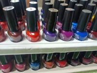 6007 Huda beauty Nail Polish 