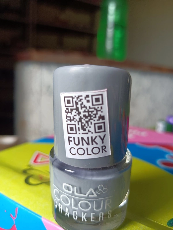 6020 Ola Nail Polish 