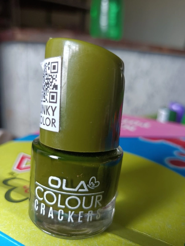 6024 Ola Nail Polish 