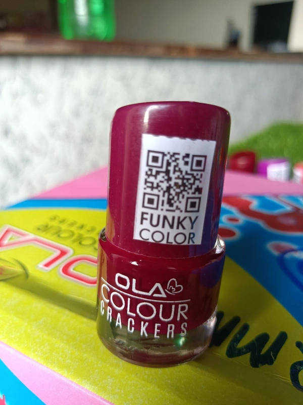 6028 Ola Nail Polish 