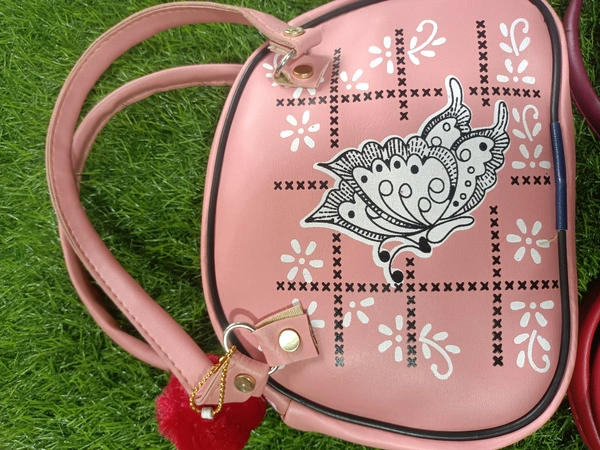 5043 Hand Bag - Red