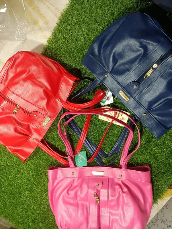 5052  Leather Sied Bag - Tickle Me Pink