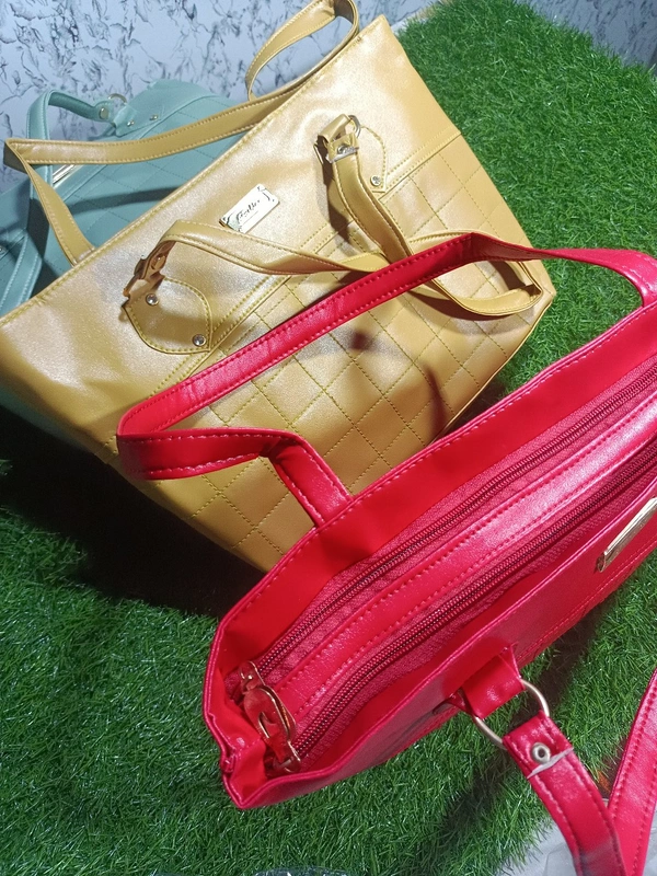 5062 Leather Sied Bag - Red