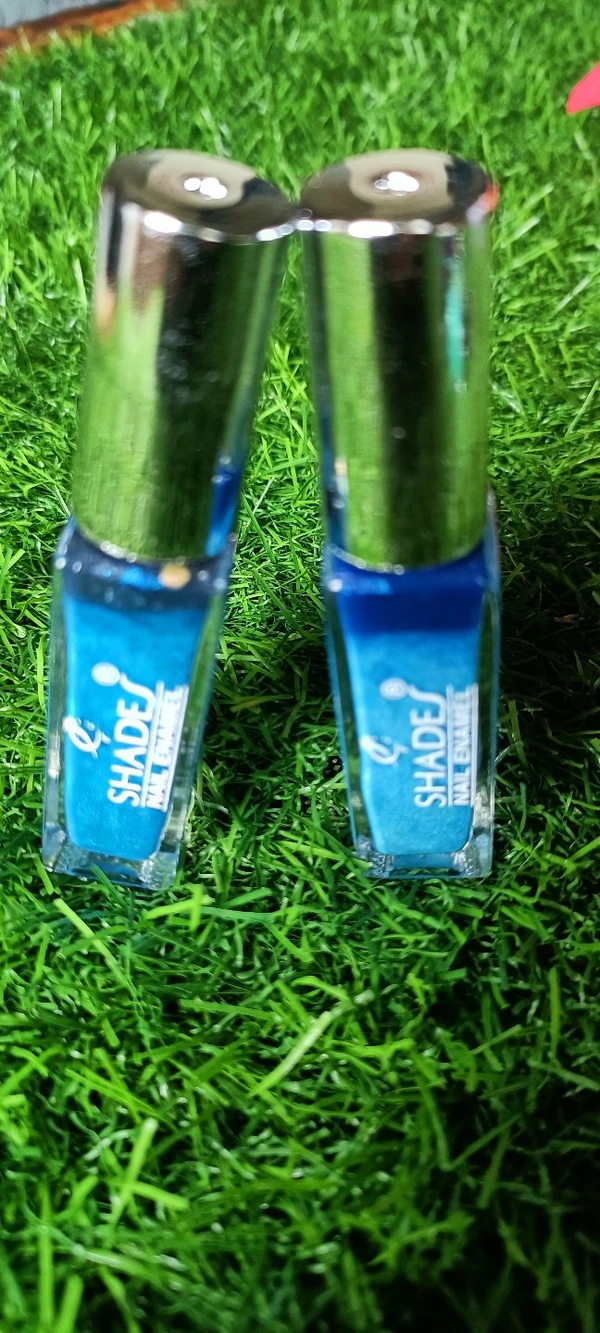 6062. Shades Nail Polish.
