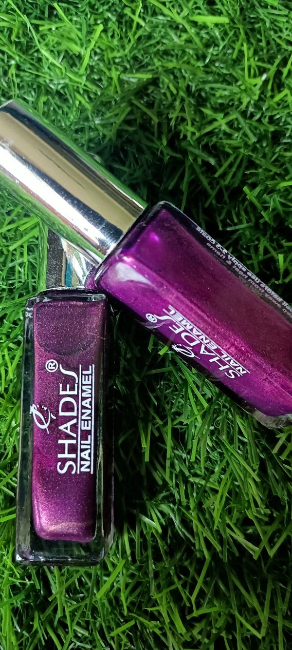 6064. Shades Nail Polish.
