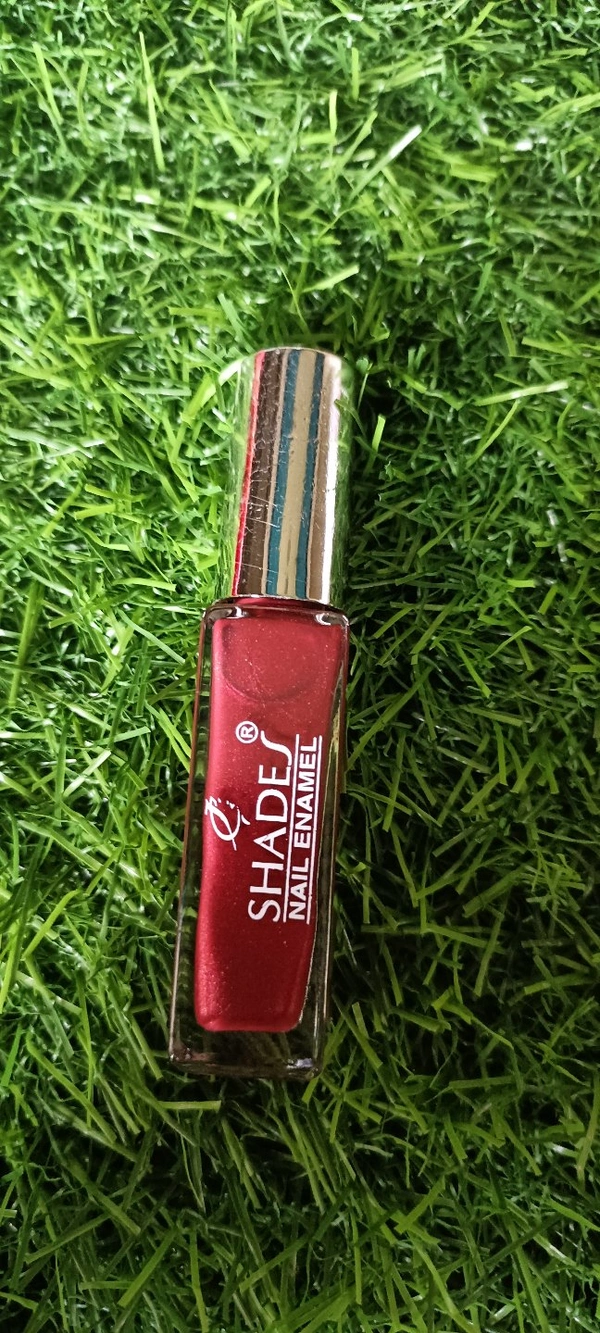 6077 Shades Nail Polish.