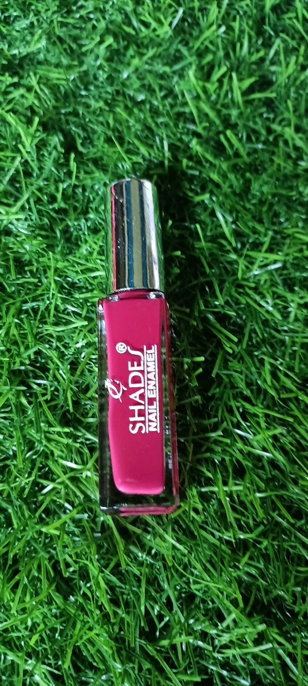 6084. Shedas Nail Polish.