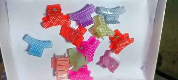 4057 Unbrackble Clutcher