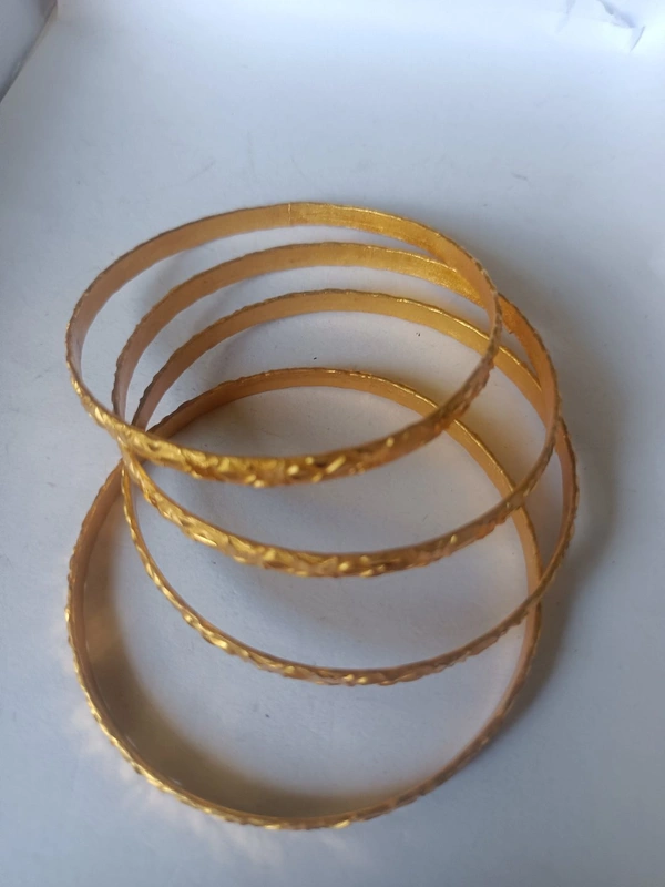 8101 Golden Bangles ( 4 Pices 1 Sets) - 2.6