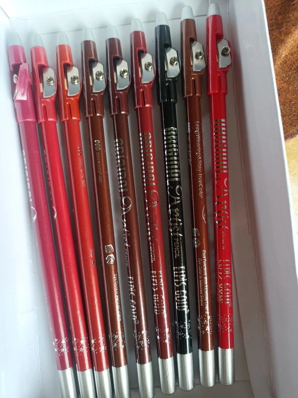 1216 Lip Liner 