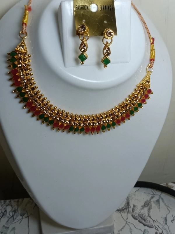 737 Jewellery Set