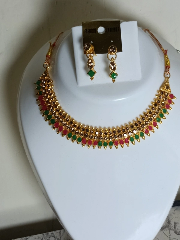 737 Jewellery Set