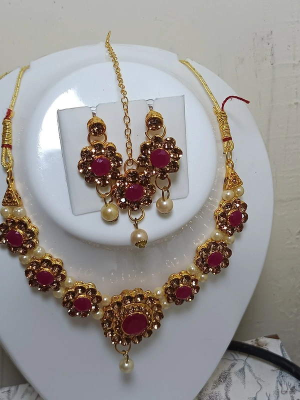 753 Stone Jewellery Set