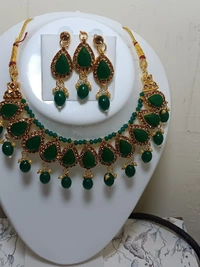 754 Stone Jewellery Set