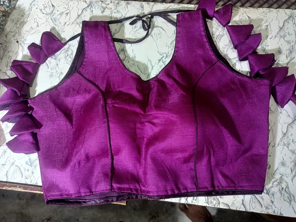 22004 Latkan Blouse  - Free Size
