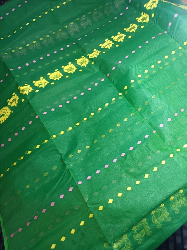 029   Jamdani (তাঁতের শাড়ি)