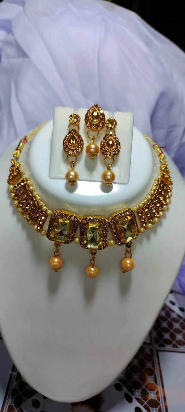 753  Stone Jewellery Set 