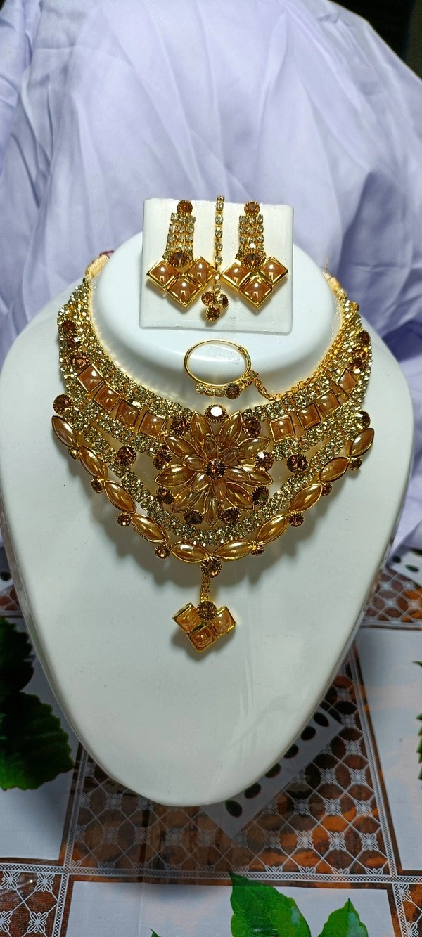 755 Stone Jewellery Set With Nakher Noth 