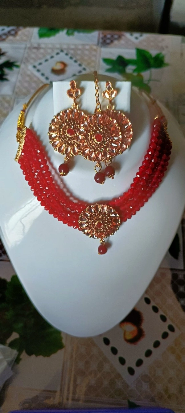 762 Stone  & Moti Jewellery Set