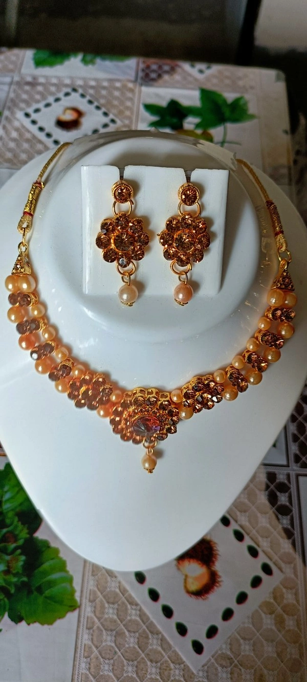 763  Stone Jewellery Set 