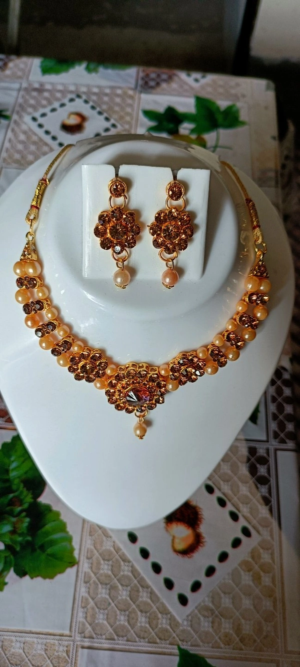 763  Stone Jewellery Set 