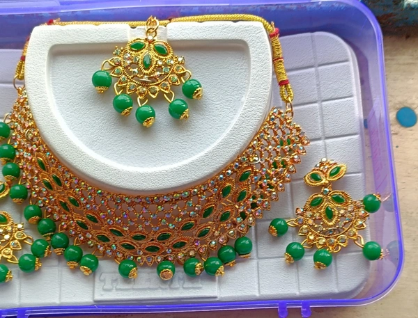 771  Stone Green Moti Choker Set 