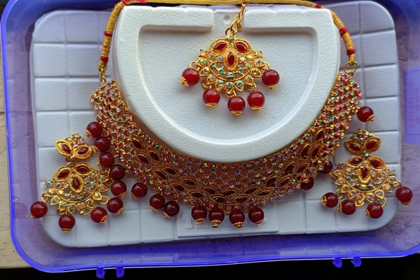 772 Stone Marron Moti Choker Set 