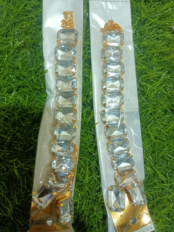 794 Stone Jewellery Set - White