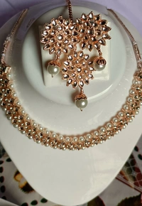 793 Stone Moti Jewellery Set With Maangtika