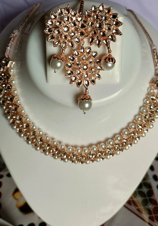 793 Stone Moti Jewellery Set With Maangtika