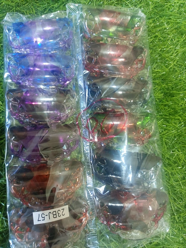 4065 Unbrackble Clutcher