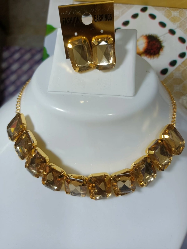 794 Stone Jewellery Set - Gold