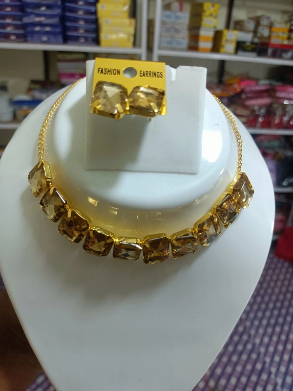 794 Stone Jewellery Set - Gold