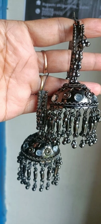 491 Black Polish Jhumka 